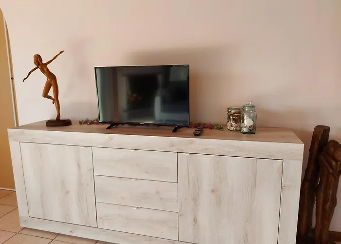 Bnbook Casa Dei Peschi - Di Monate Lägenhet Cadrezzate