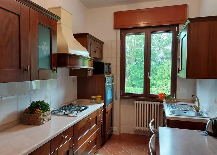 Lägenhet Bnbook Casa Dei Peschi - Di Monate Cadrezzate