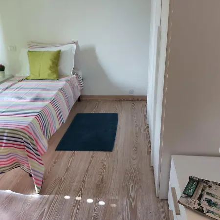 Bnbook Casa Dei Peschi - Di Monate * Кадреццате