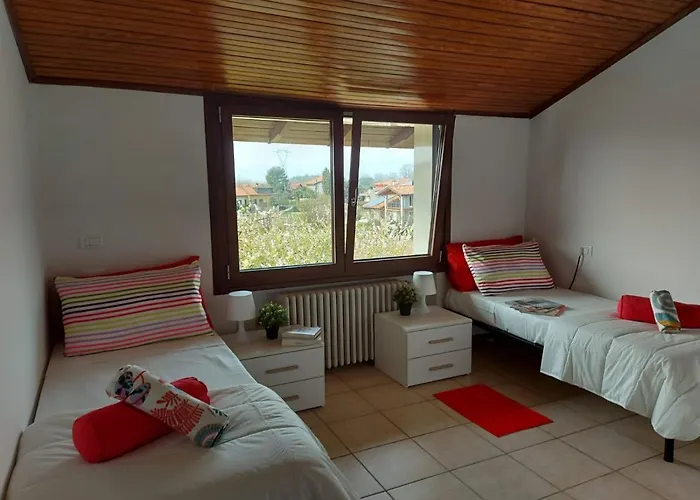 Bnbook Casa Dei Peschi - Di Monate * Cadrezzate